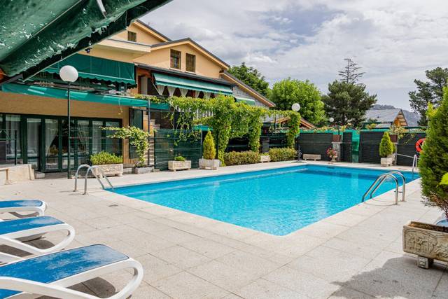 Casa-chalet en Venta en Mataelpino