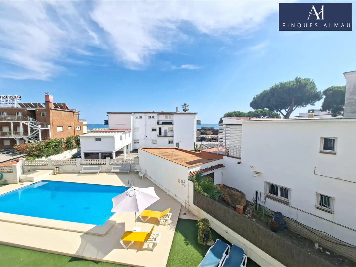 Exterior view of Flat for sale in Castelldefels  with Private garden, Terrace and Community pool