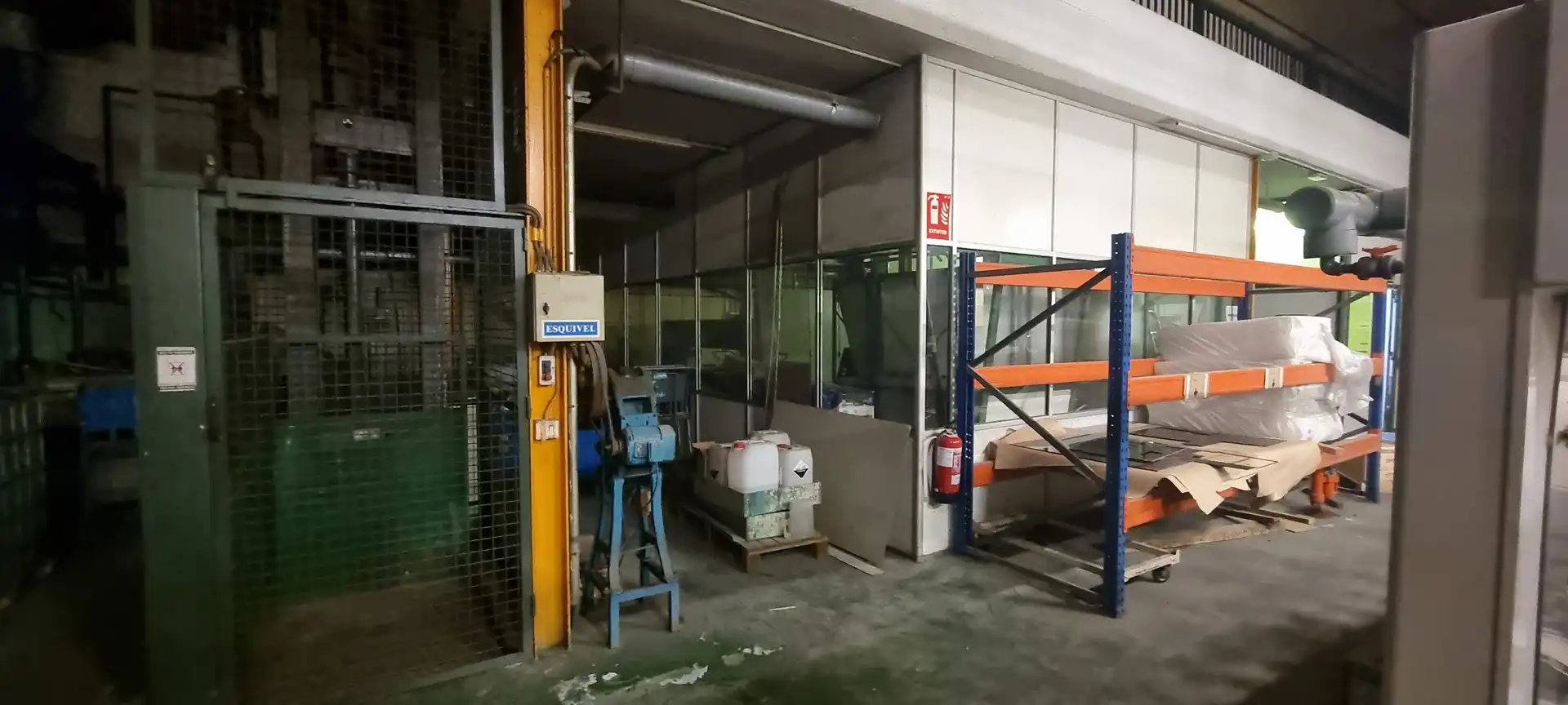 Nau industrial en venda en Terrassa