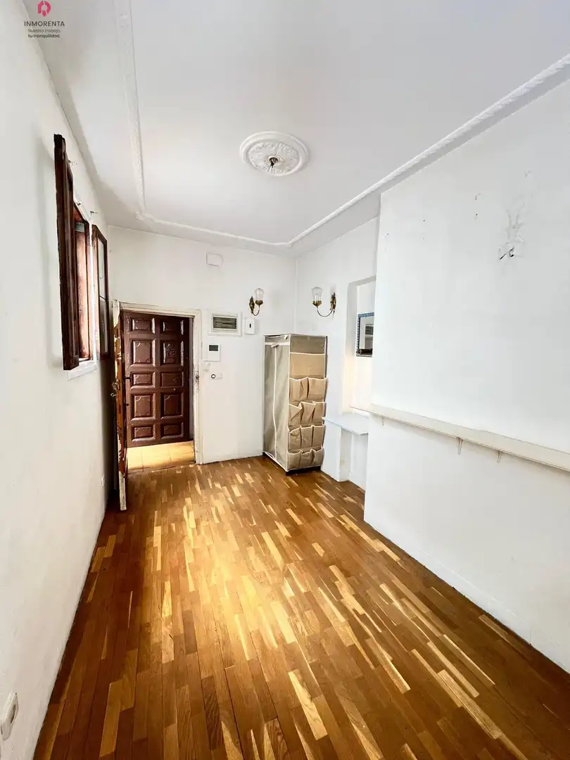 Estudio de alquiler en Calle IMPERIAL, Sol