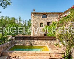 Vista exterior de Finca rústica en venda en Esponellà amb Piscina i Balcó