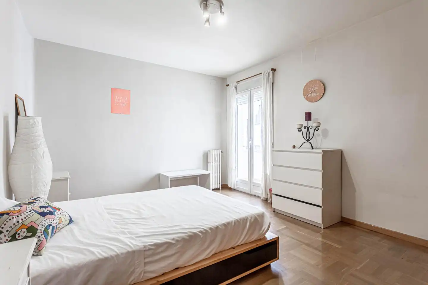 Habitación de Piso en venta en Madrid con Calefacción, Parquet y Terraza