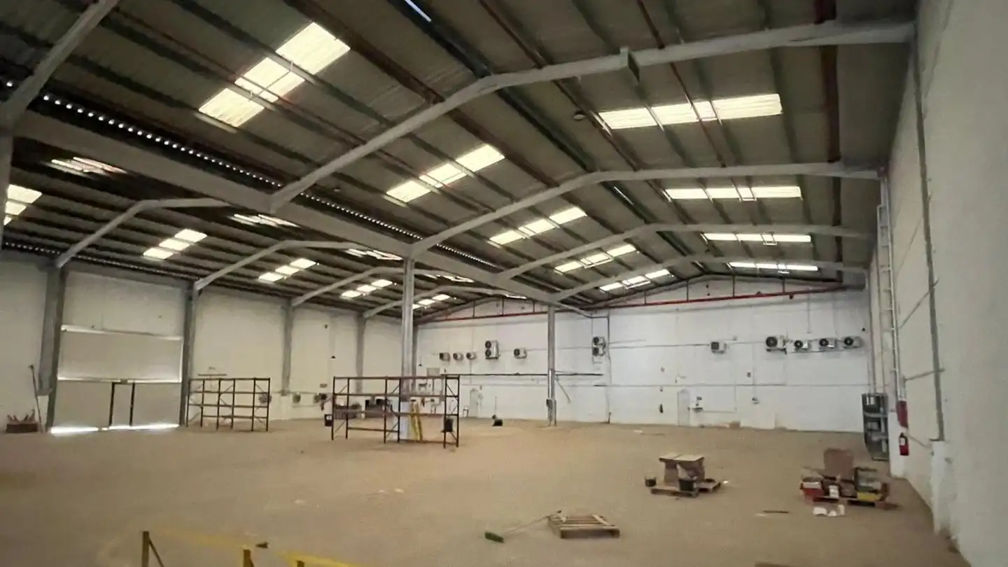 Industrial building to rent in A, imagen 3
