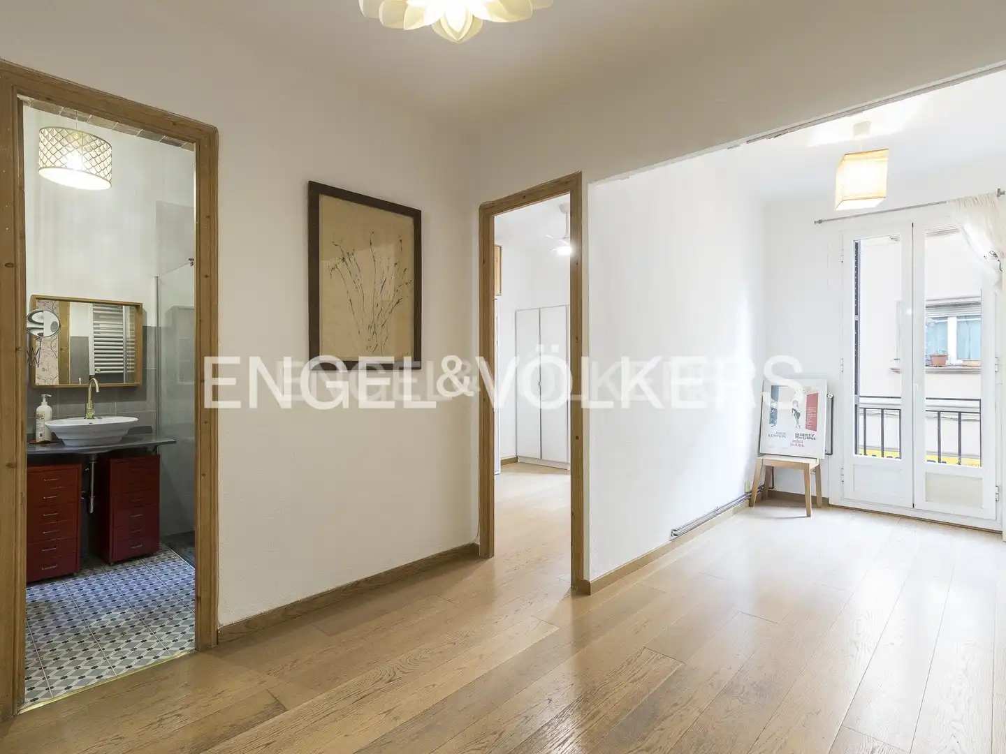 Flat for sale in Barcelona  with Air Conditioner, Heating and Furnished