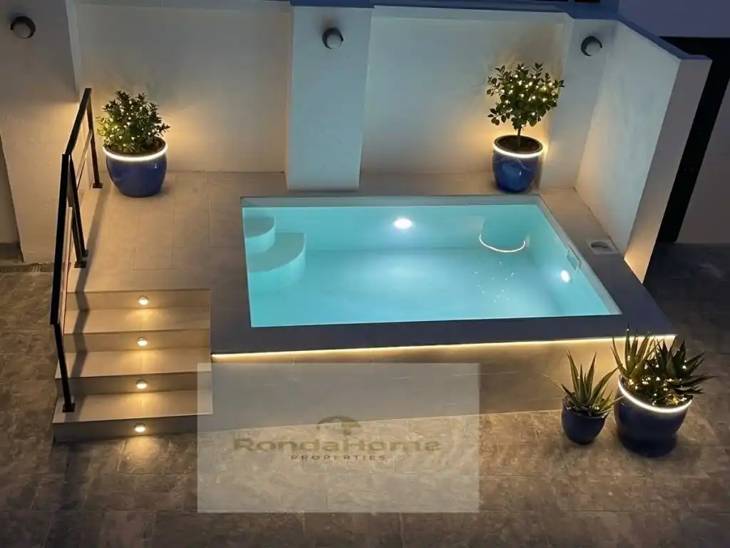 Flat with pool to rent in Carretera Alora