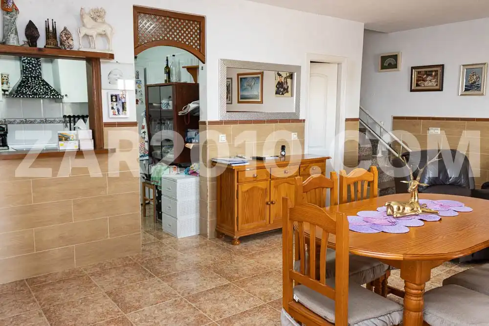 Chalet con piscina en venta en Avenida Juan Sebastián Elcano