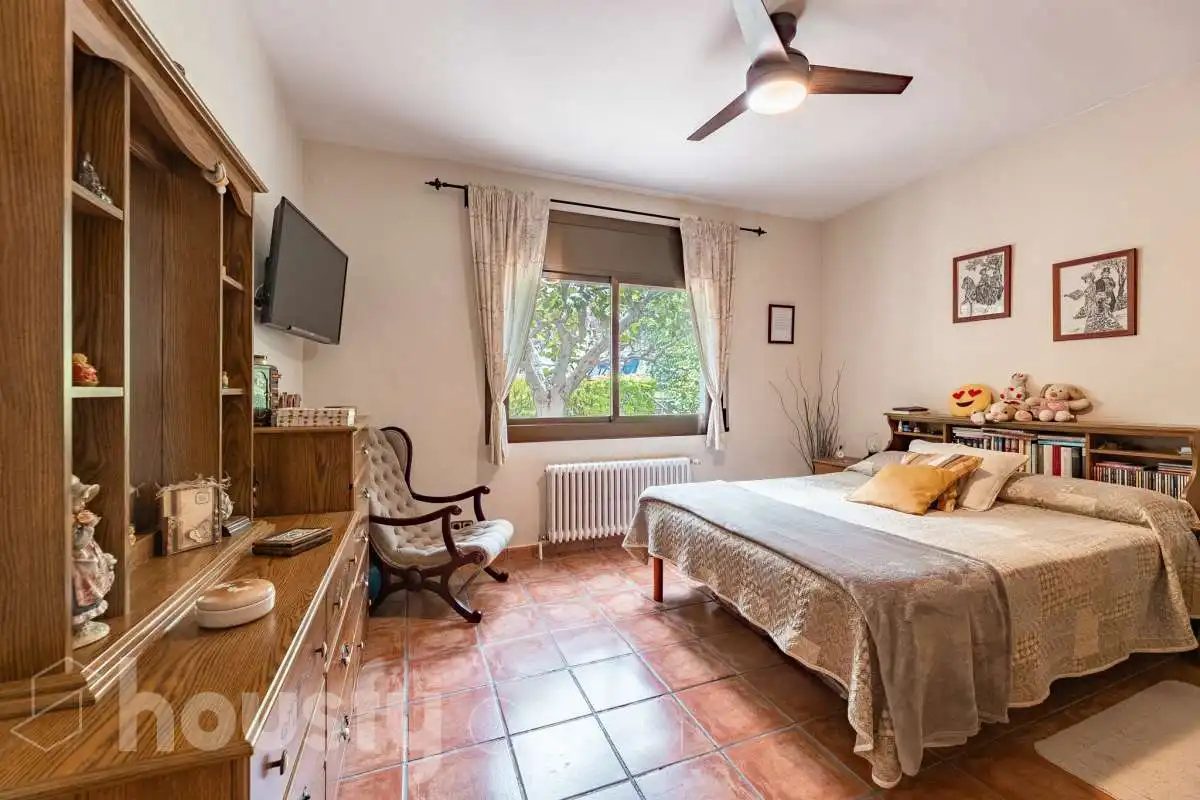 House with pool for sale in Avinguda de Corbera ., imagen 20