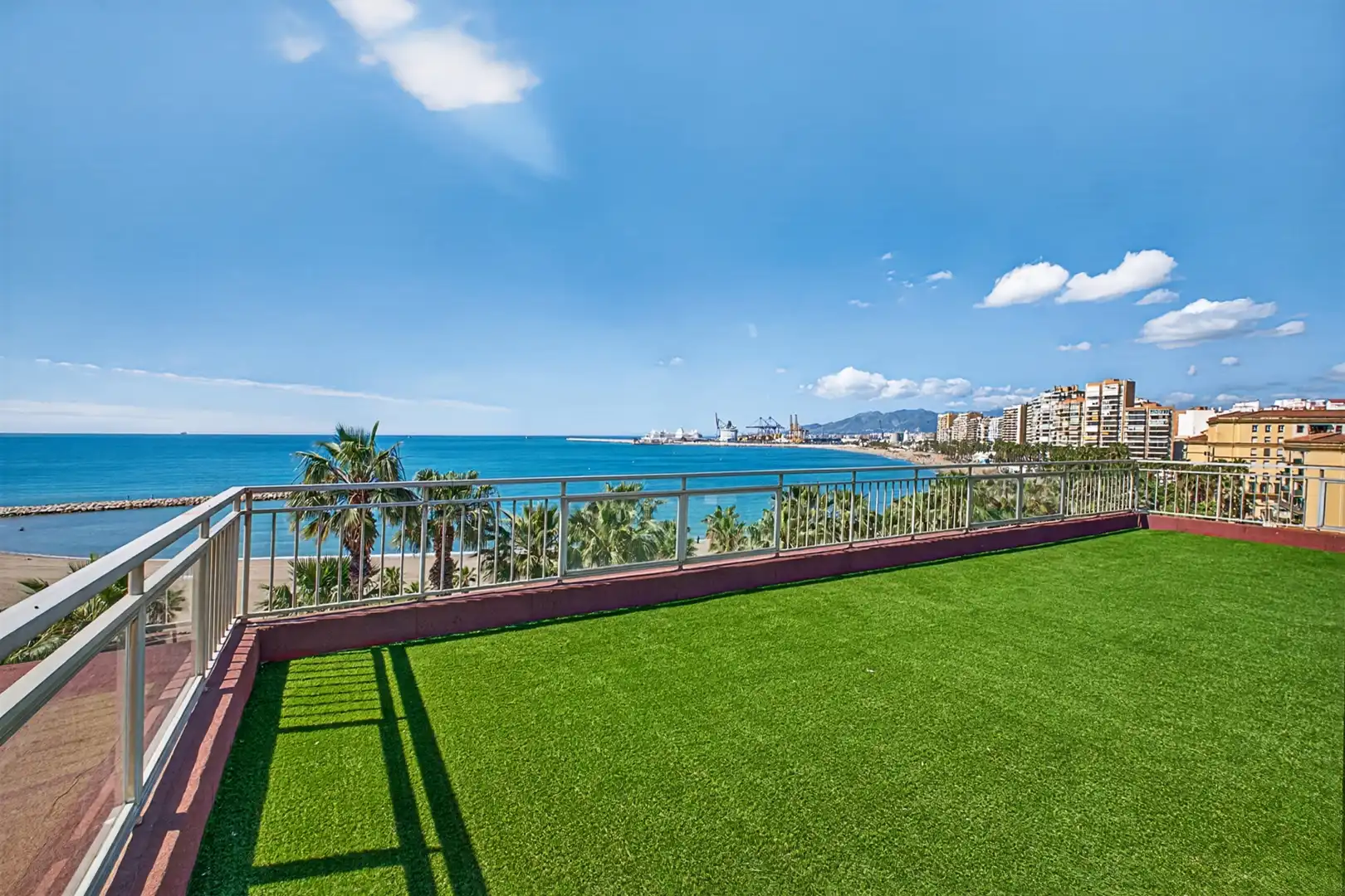 Terraza de Ático en venta en Málaga con Aire acondicionado, Terraza y Piscina