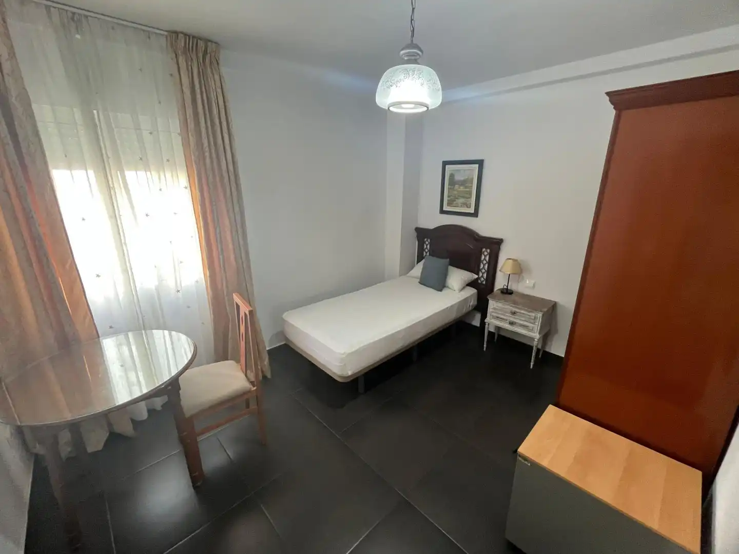 Habitación de Piso en venta en Sevilla con Aire acondicionado, Terraza y Balcón