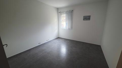 Foto 2 de Pis en venda a Plaça Dels Merinals, Els Merinals, Sabadell