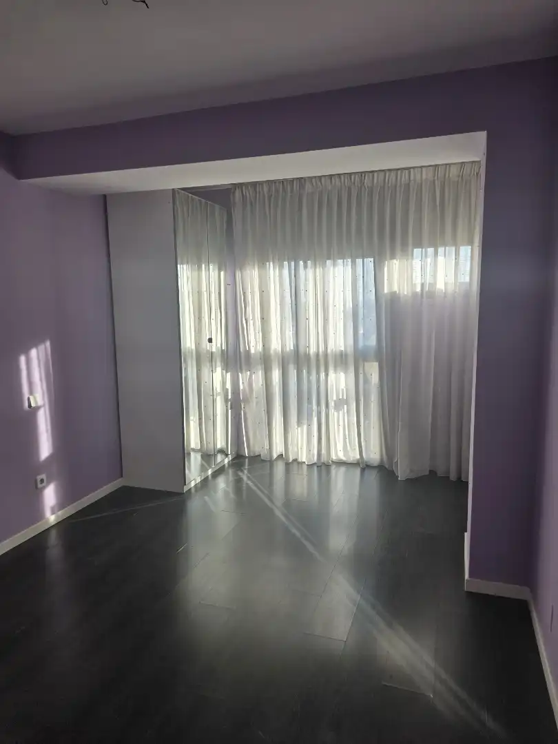 Schlafzimmer von Wohnung zum Verkauf in  Madrid Capital mit Klimaanlage