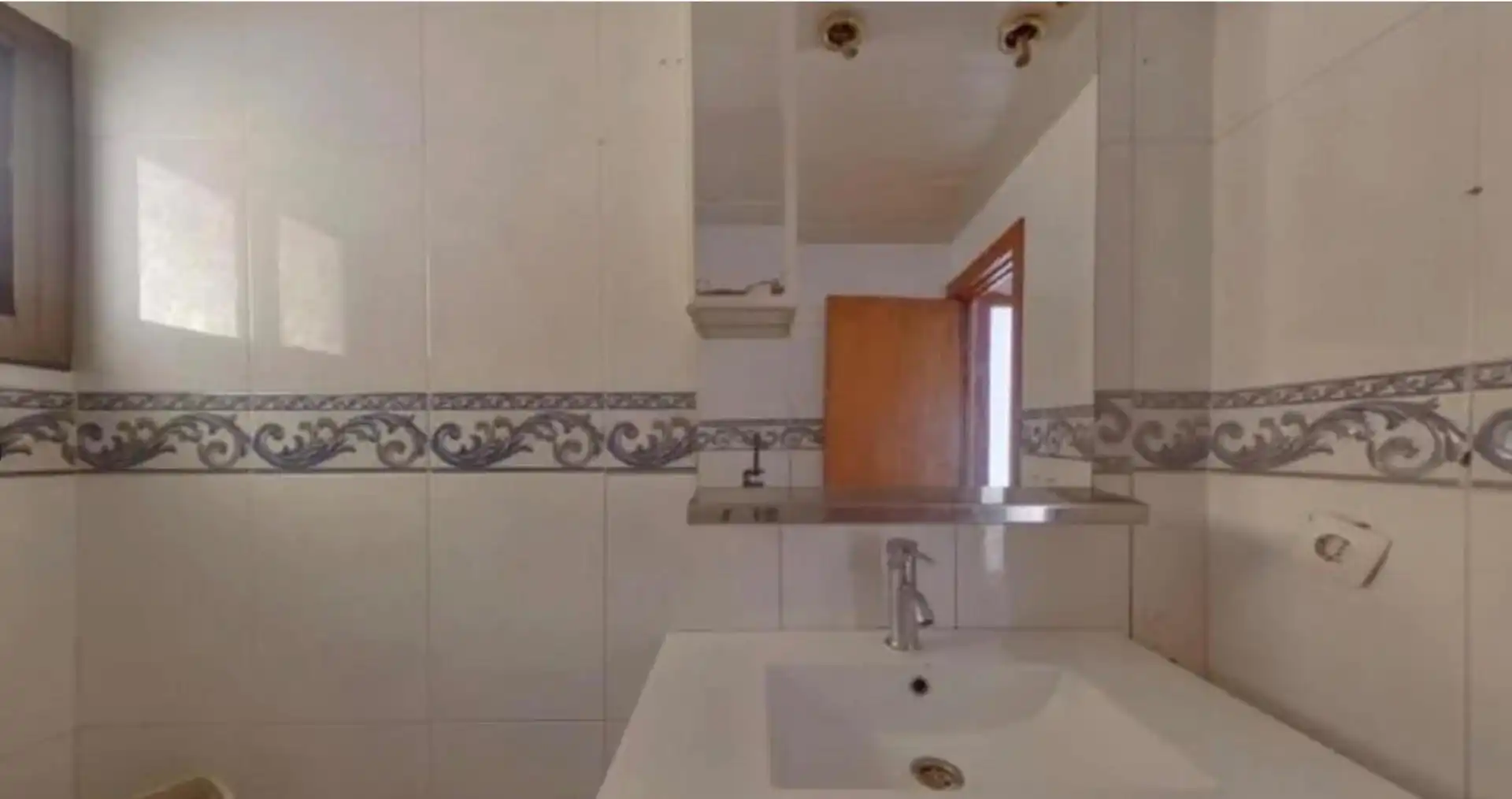 Baño de Piso en venta en Badalona