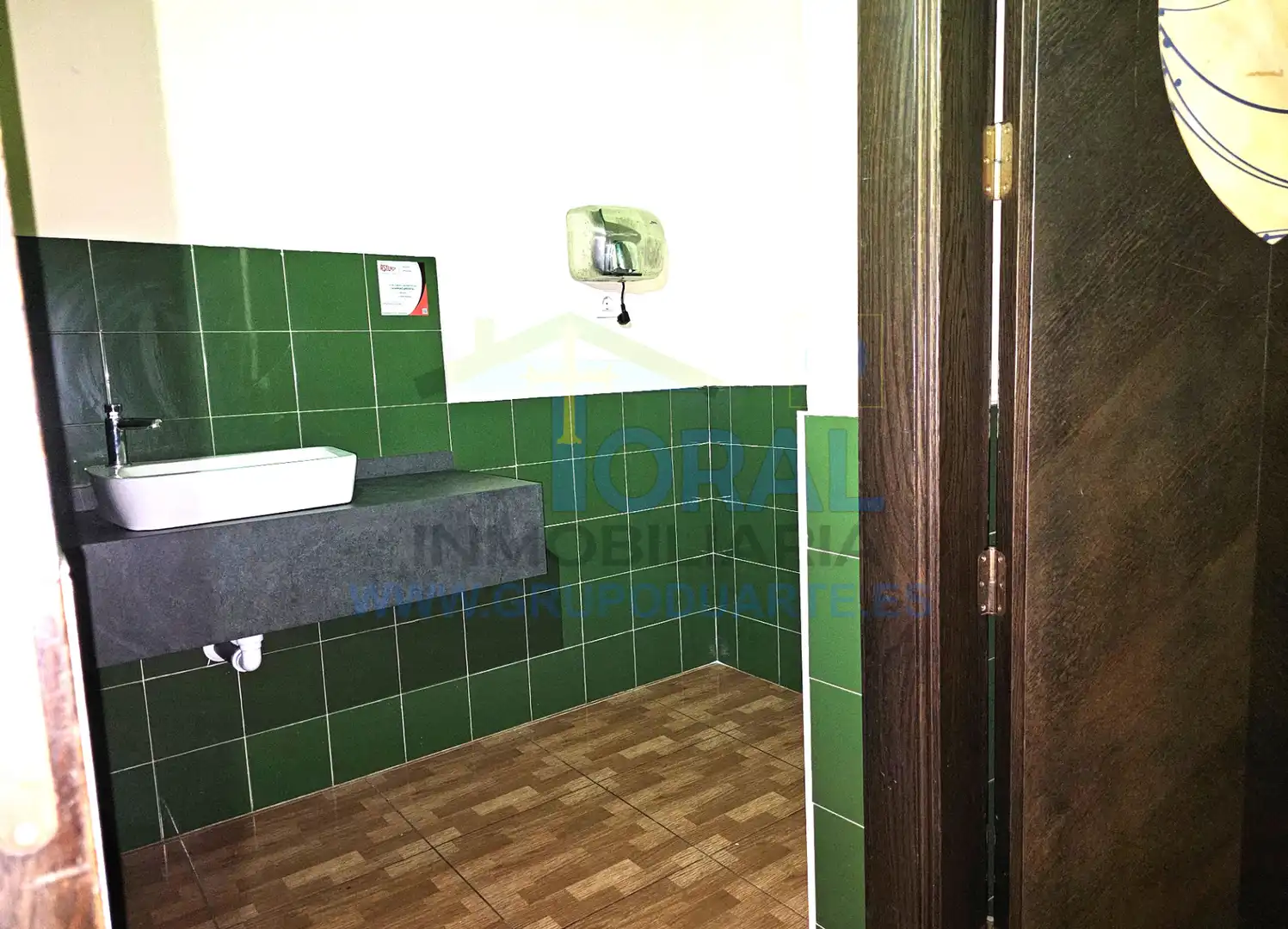Business premises for sale in Calle Río Nervión 34, imagen 13