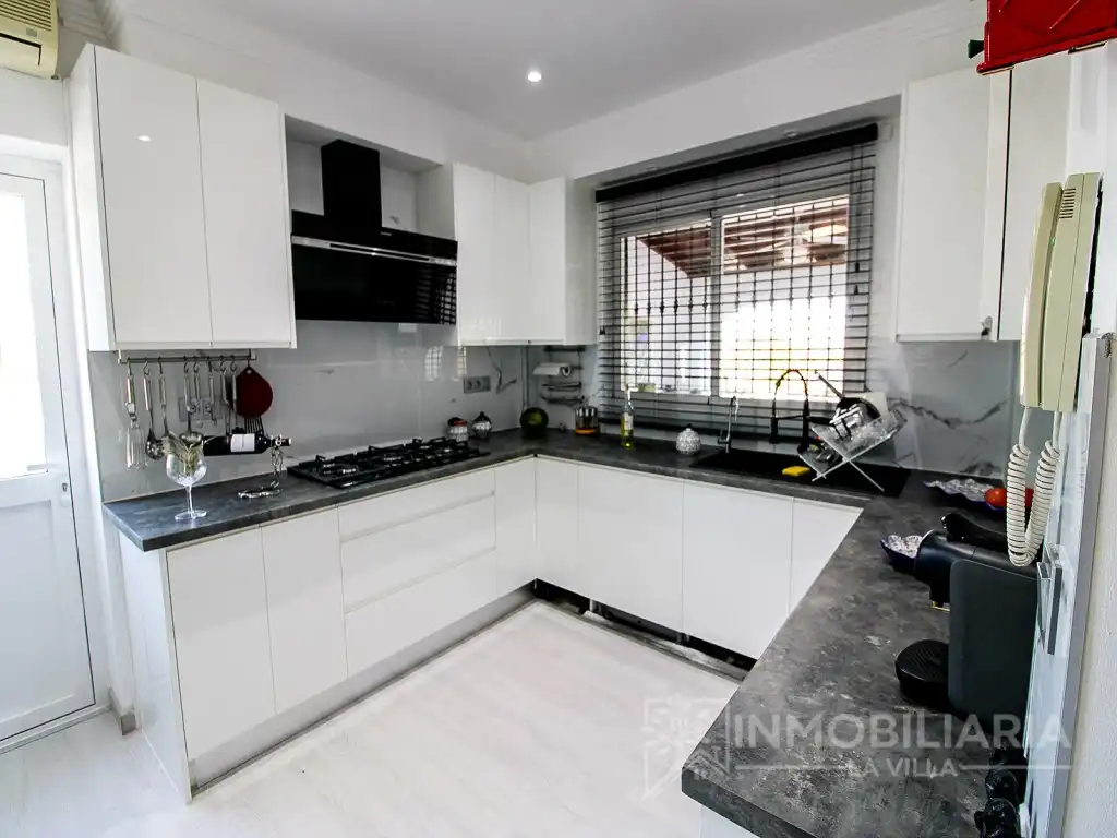 Kitchen of Country homes for sale in Coín  with Swimming Pool