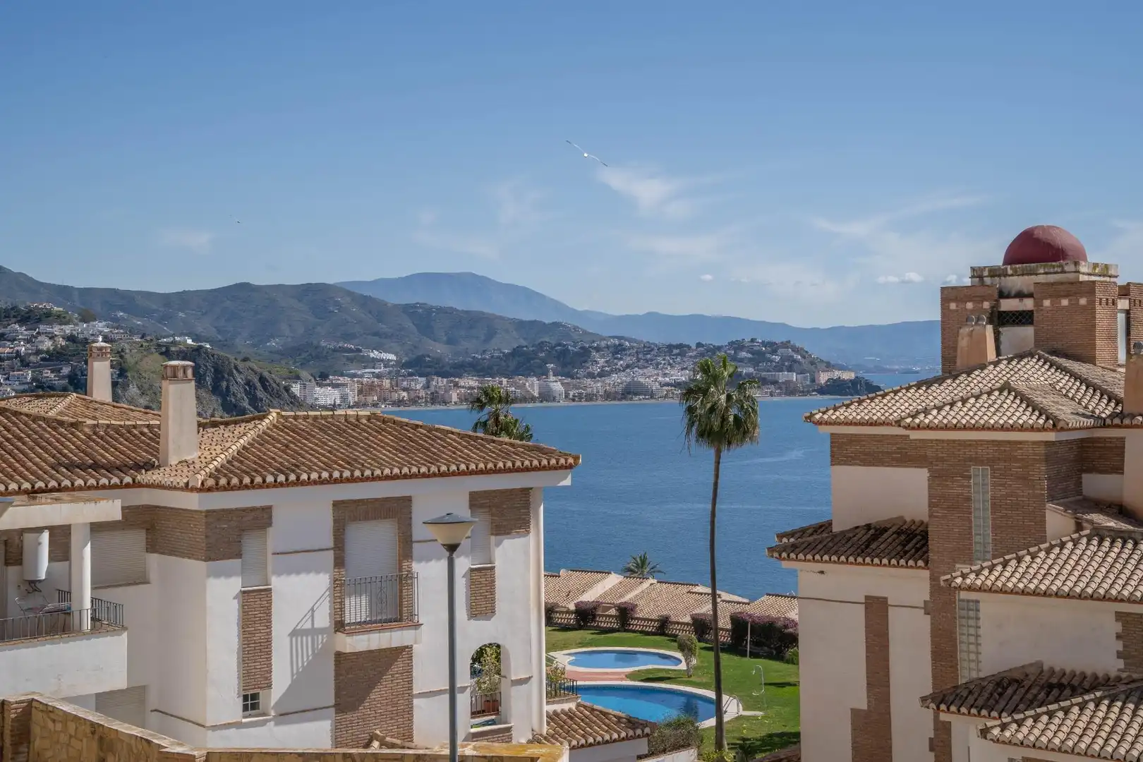 Habitación de Apartamento en venta en Almuñécar con Jardín privado, Terraza y Piscina comunitaria