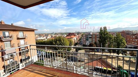 Foto 3 de Piso en venta en Santa Perpètua de Mogoda, Barcelona