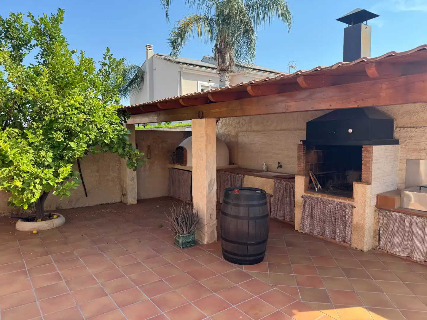 Villa con terrazza in vendita a Urbanizaciones
