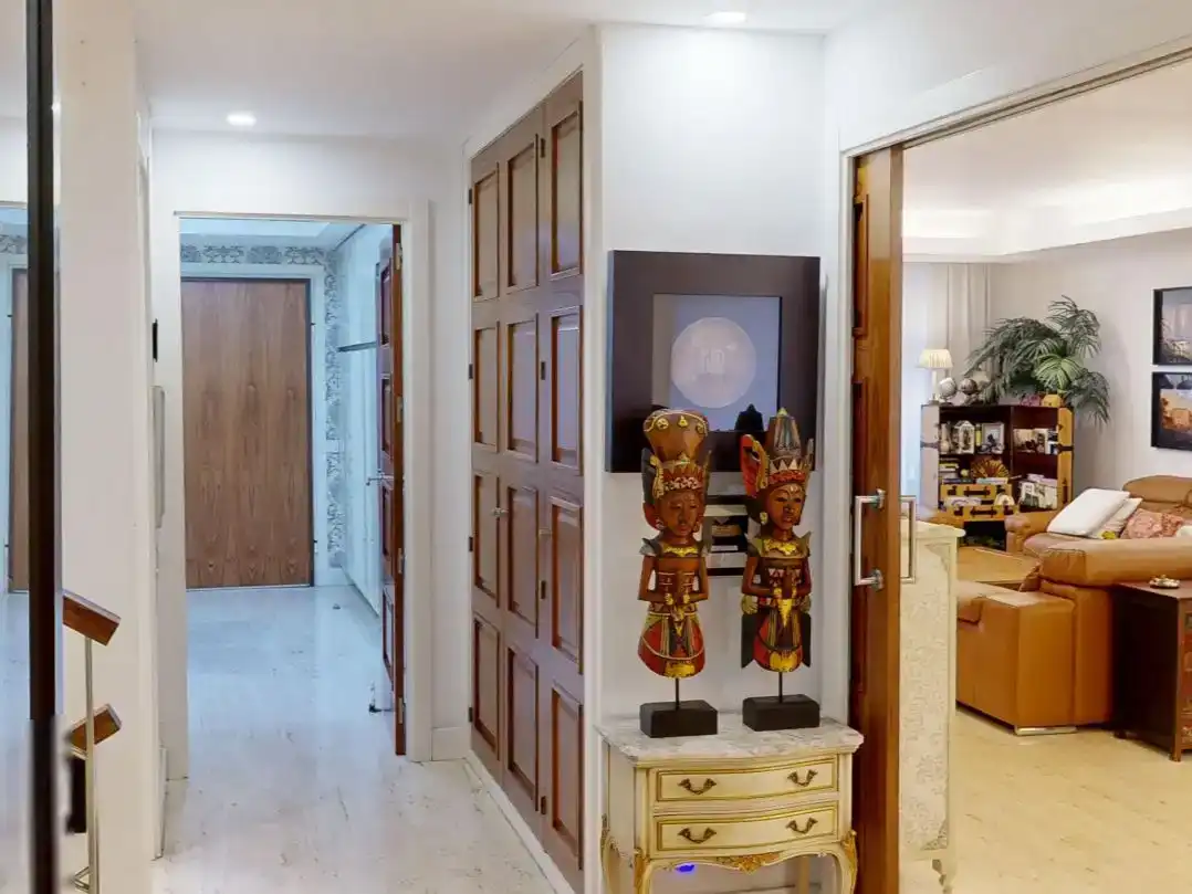Flat for sale in Boadilla del Monte  with Air Conditioner, Private garden and Parquet flooring