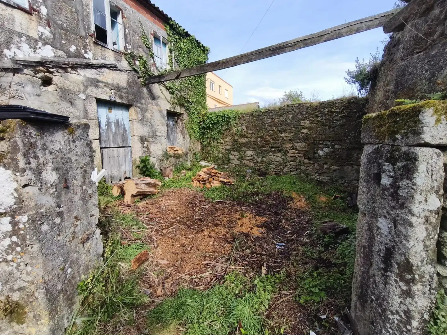 Finca rústica en venta en Muros