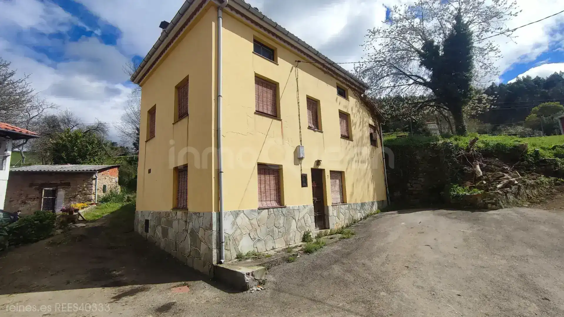 Vista exterior de Casa o chalet en venta en Candamo