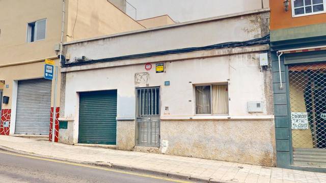 Casa-chalet en Venta en Avenida San Miguel de Chimisay, 46 en Taco - Los Andenes - Las Chumbreras