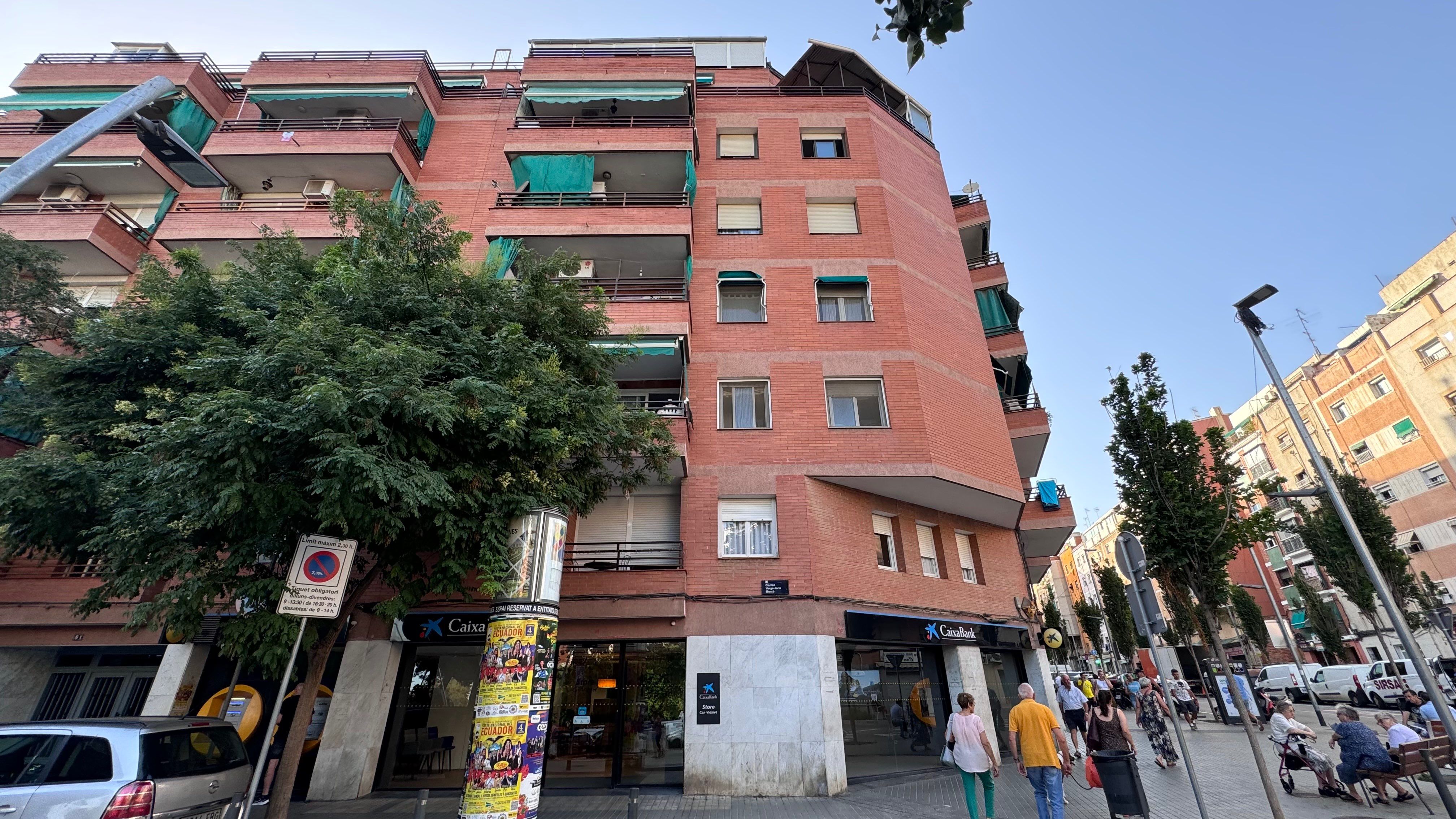 Exterior view of Flat for sale in Esplugues de Llobregat  with Heating, Terrace and Balcony