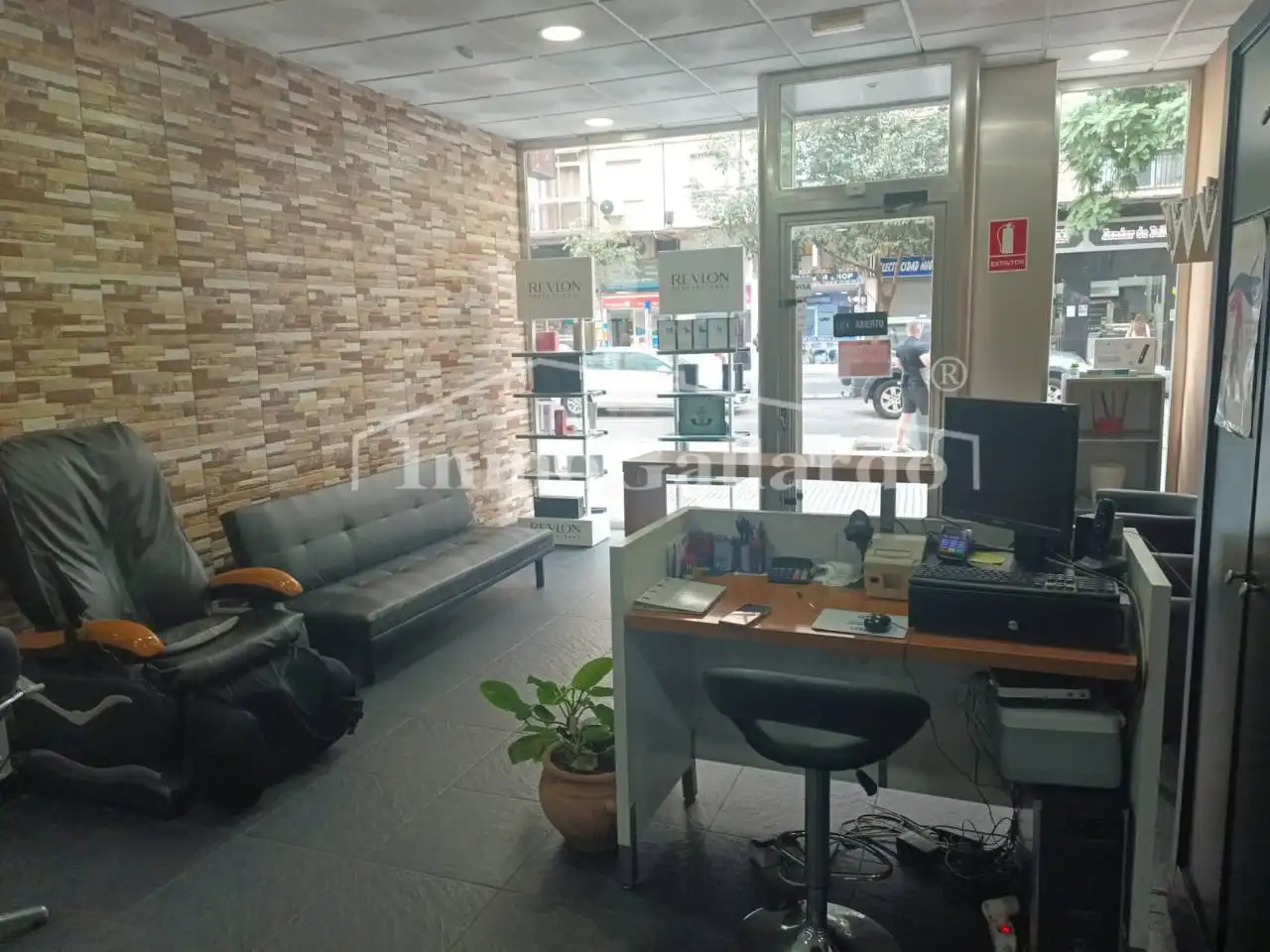 Locale commerciale in cessione a Este, imagen 7
