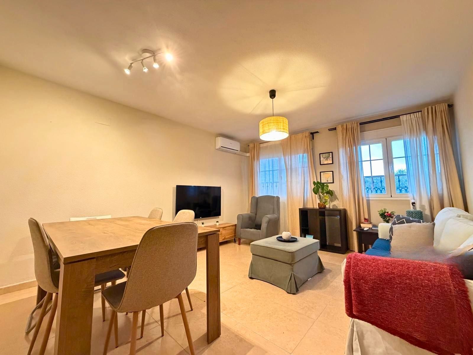 Wohnzimmer von Wohnung zum Verkauf in Campo Real mit Heizung, Abstellraum und Ofen