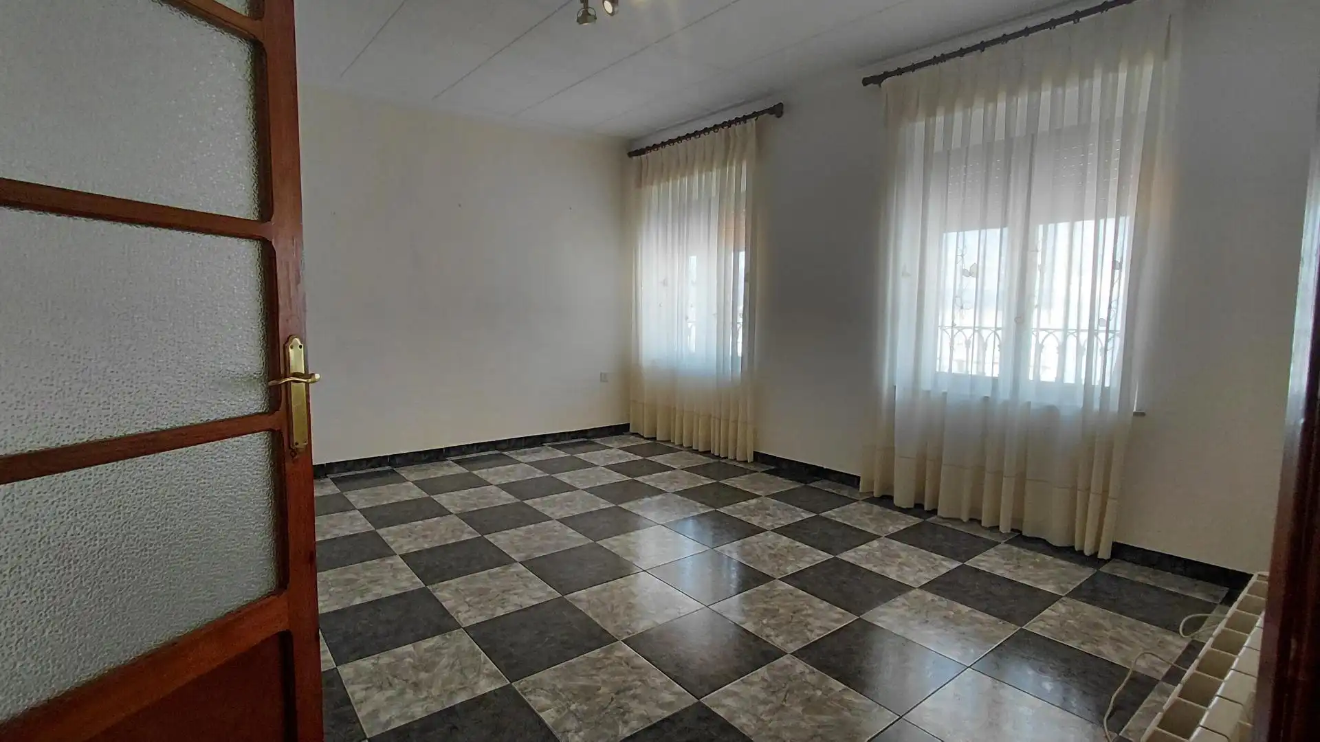 Living room of Flat for sale in Villena  with Terrace and Storage room