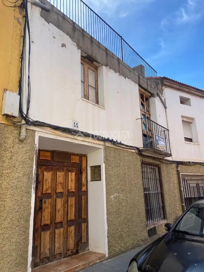 Vista exterior de Casa adosada en venta en Cariñena
