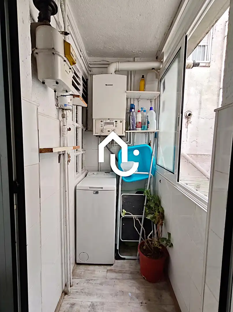 Piso con terraza en venta en Carrer de Mossèn Jacint Verdaguer, imagen 12