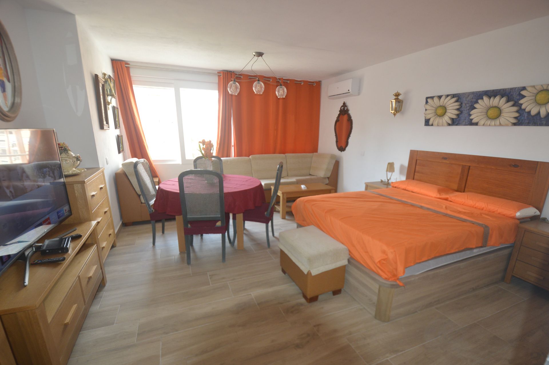 Bedroom of Study to rent in Torremolinos  with Air Conditioner, Furnished and Microwave