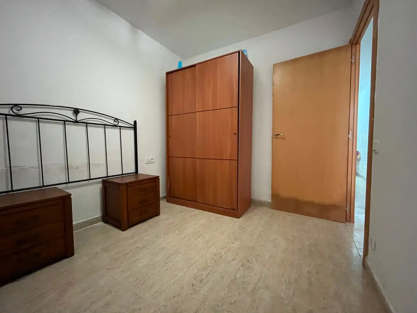 Habitación de Planta baja en venta en Tarragona con Terraza, Trastero y Amueblado