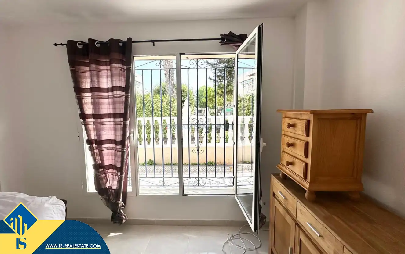 Adosado con piscina en venta en Zona Carrefour - Urbanizaciones, imagen 6