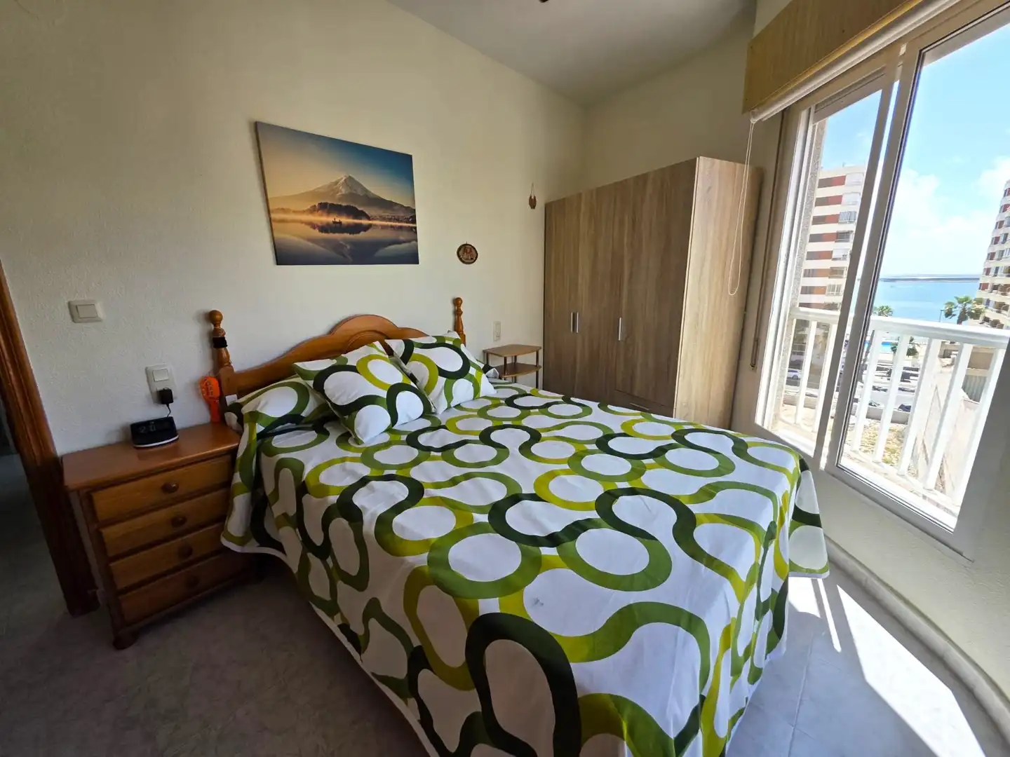 Habitación de Piso en venta en Torrevieja con Terraza
