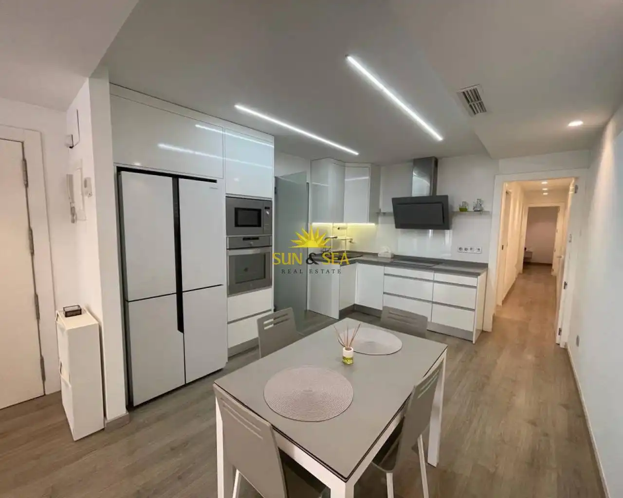 Kitchen of Apartments for rent in Elche / Elx  with Air Conditioner, Heating and Furnished