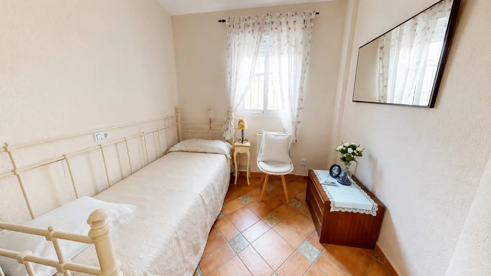 Dormitori de Casa o xalet en venda en Alicante / Alacant amb Aire condicionat, Calefacció i Terrassa