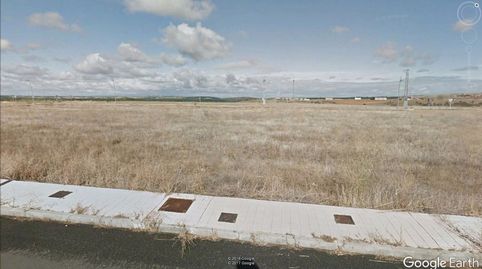 Parcela 6.7 de 396,37 m2, ubicada en la calle Rosa Alonso Sole en urbanización El Bacillar de Benavente, en la provincia de Zamora