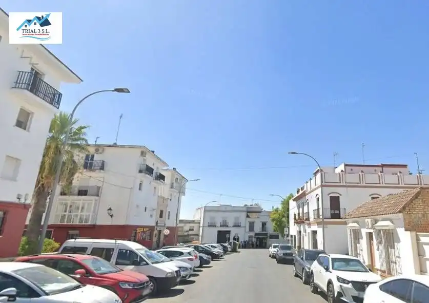 Vista exterior de Pis en venda en Utrera