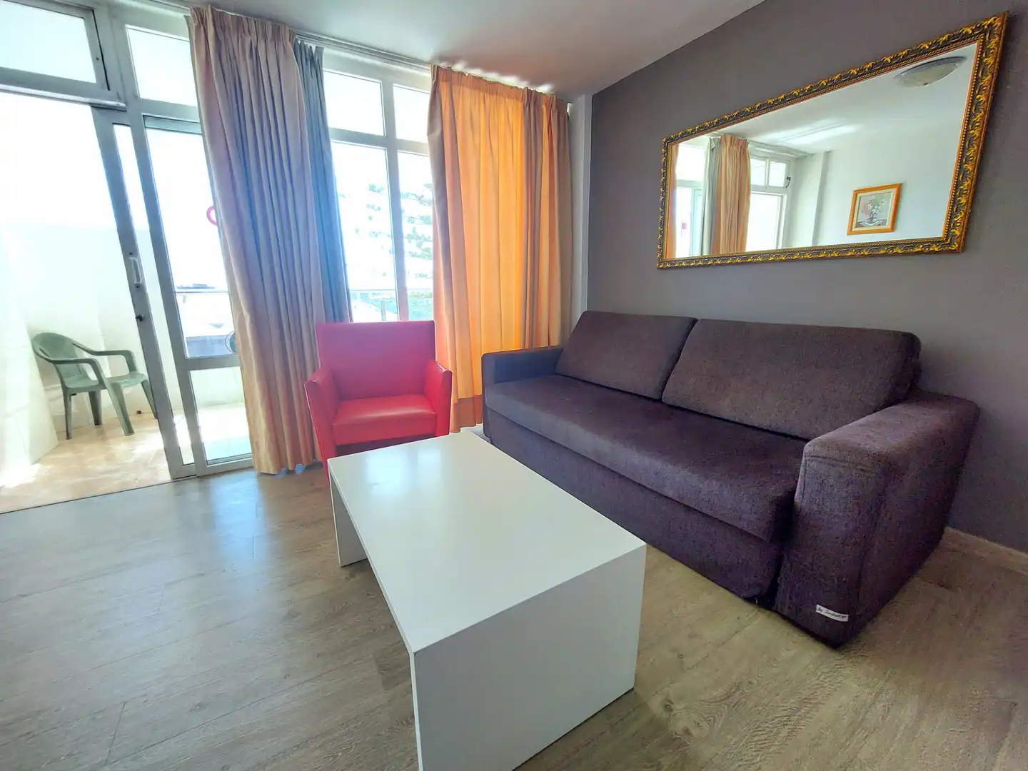 Wohnzimmer von Wohnungen zur Miete in San Bartolomé de Tirajana mit Möbliert, Waschmaschine und Mikrowelle