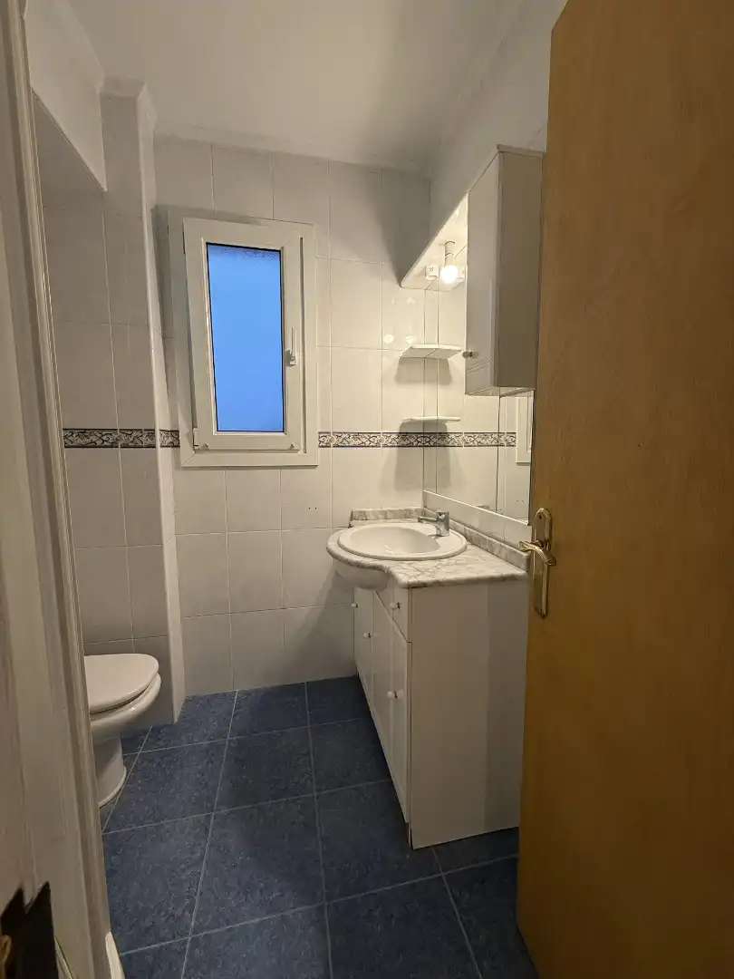 Baño de Piso en venta en Zumaia con Terraza y Balcón