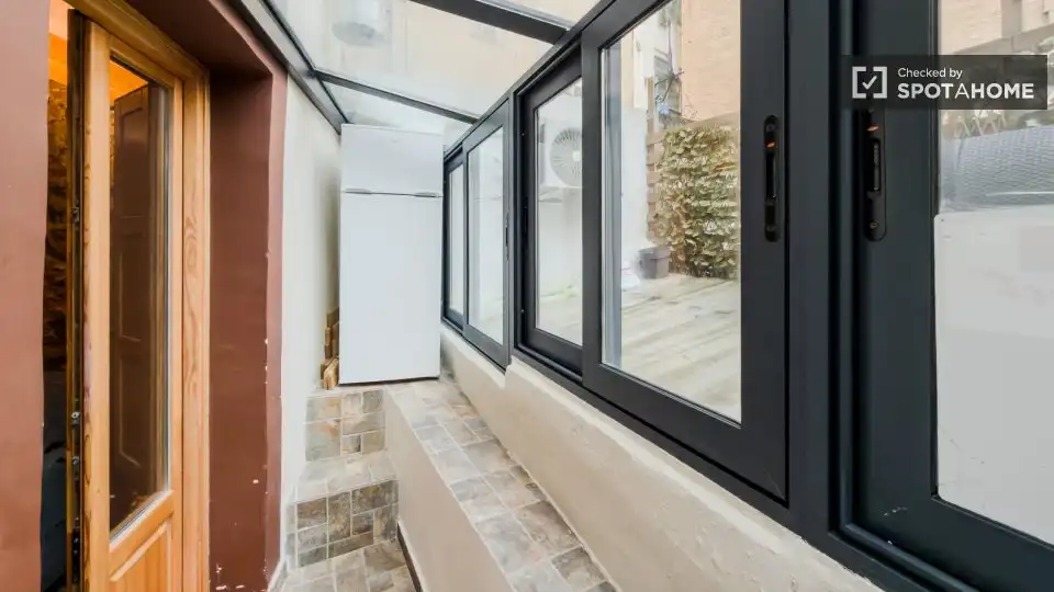 Flat for rent in El Raval