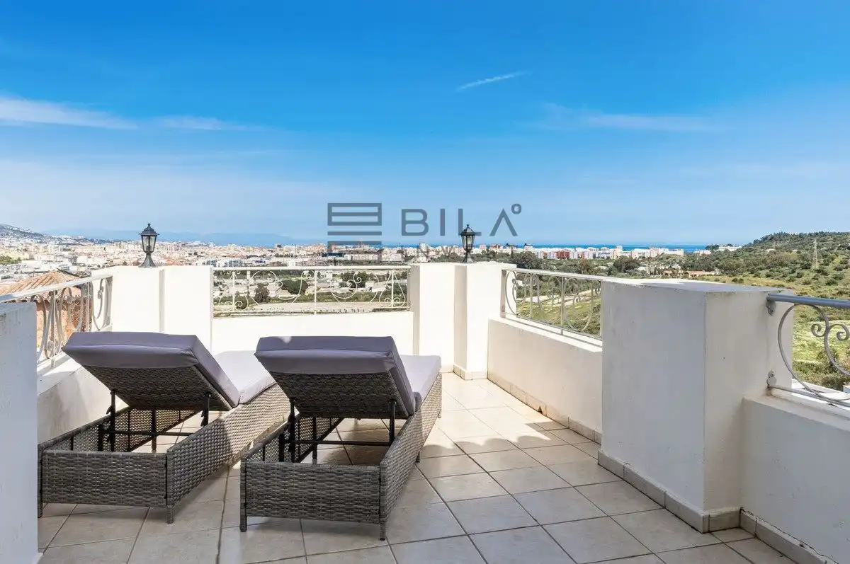 Chalet con piscina en venta en Cerros del Aguila, imagen 27