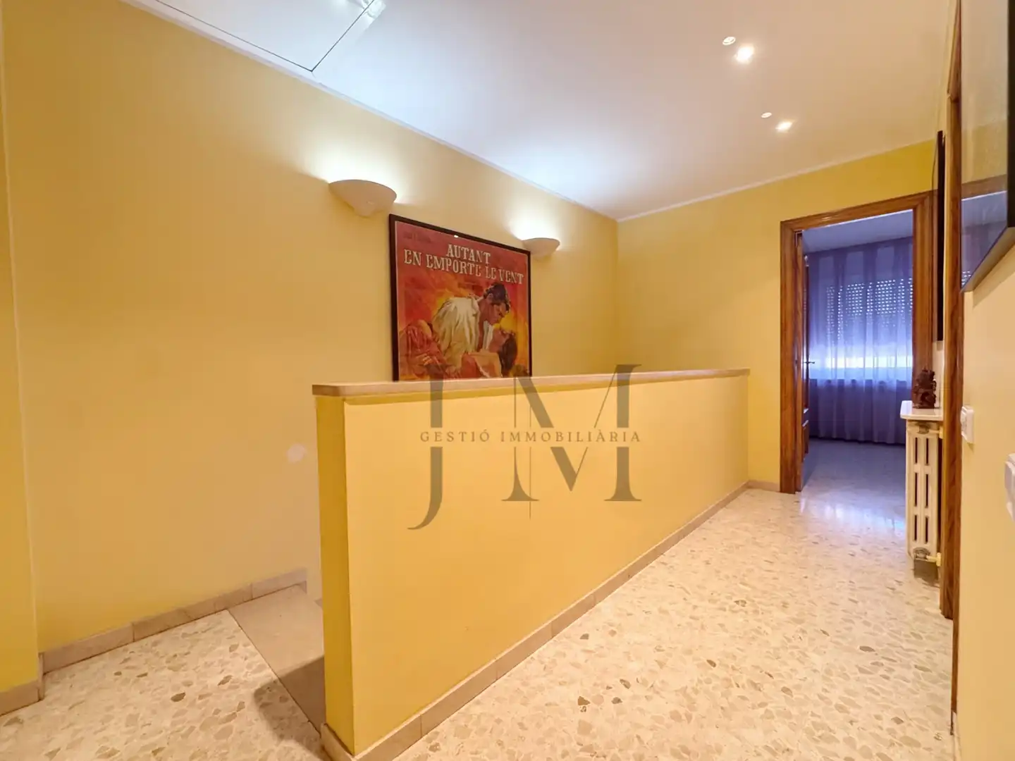 Maisonette zum Verkauf in Terrassa mit Heizung, Terrasse und Abstellraum