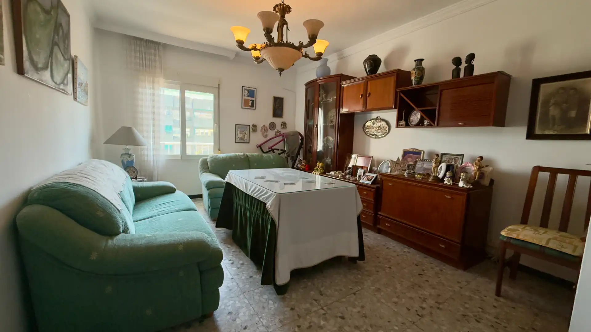 Sala de estar de Piso en venta en Cádiz con Aire acondicionado, Terraza y Amueblado