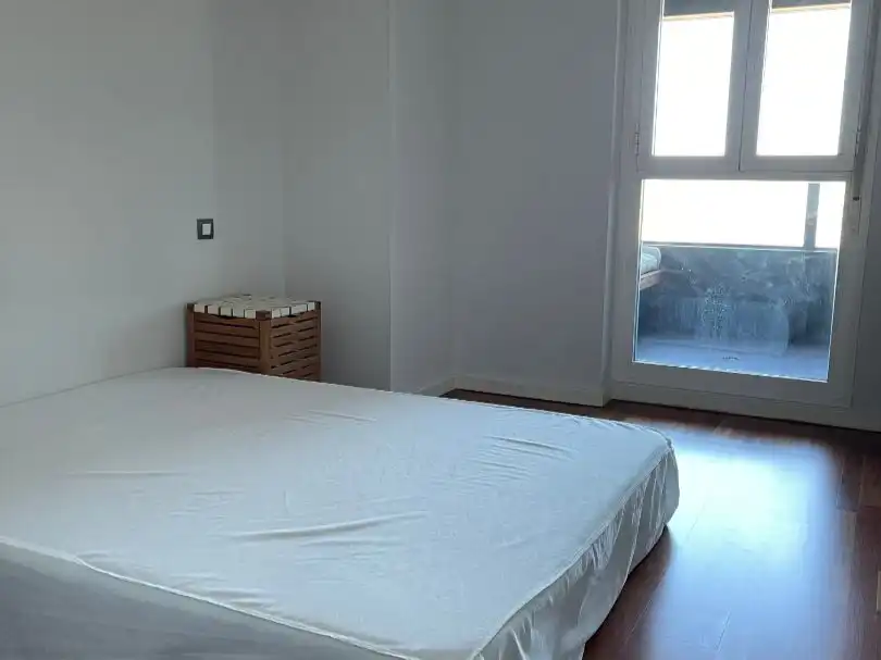 Bedroom of Flat for rent in Madrid  with Air Conditioner, Heating and Parquet flooring