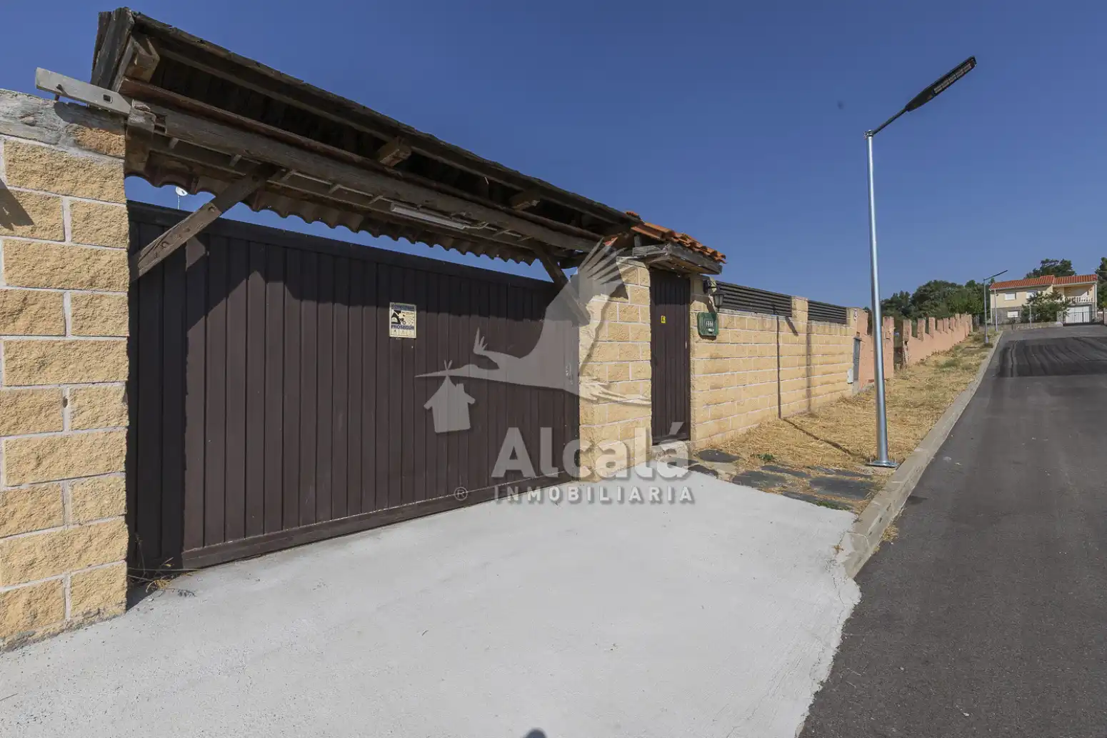 Parking of Houses for sale in Matarrubia  with Heating and Swimming Pool