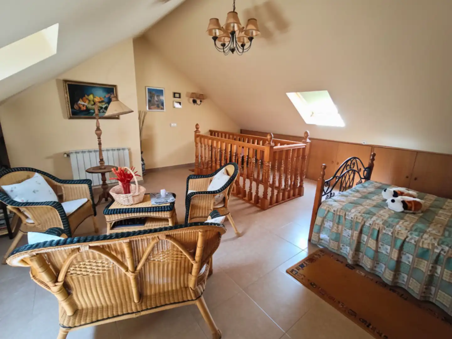 Living room of Detached homes for sale in Parla  with Air Conditioner, Heating and Private garden