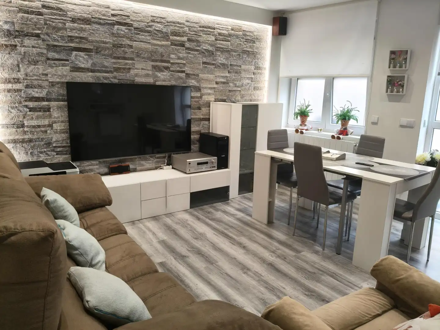 Living room of Flat for rent in Cartes  with Heating and Furnished