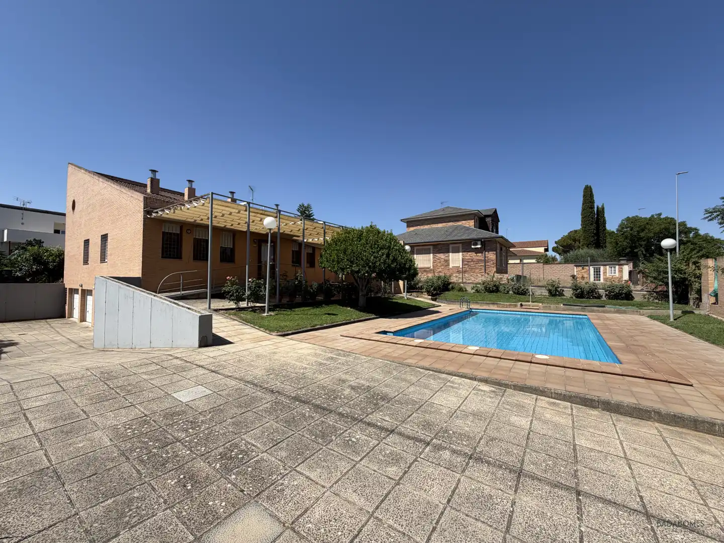 Piscina de Casa o chalet en venta en Badajoz con Aire acondicionado, Calefacción y Jardín privado